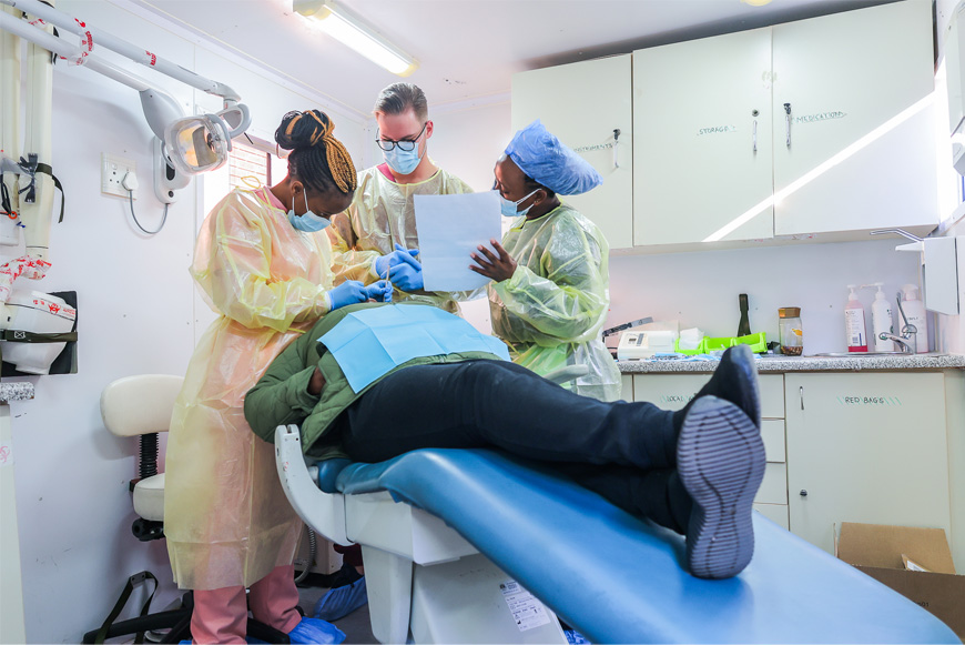 Doctors and dentists | CURIOS.TY 21: #Trust https://www.wits.ac.za/curiosity/